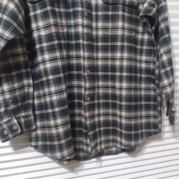 Field & Stream Men's Size-L Green Heavy Flannel Plaid Button Up Shirt Ou… - Picture 5 of 8